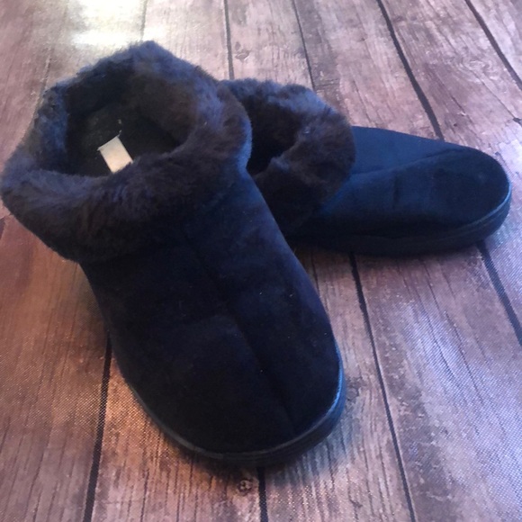 Dearfoams Fuzzy Slippers Sz 10 - Picture 1 of 3